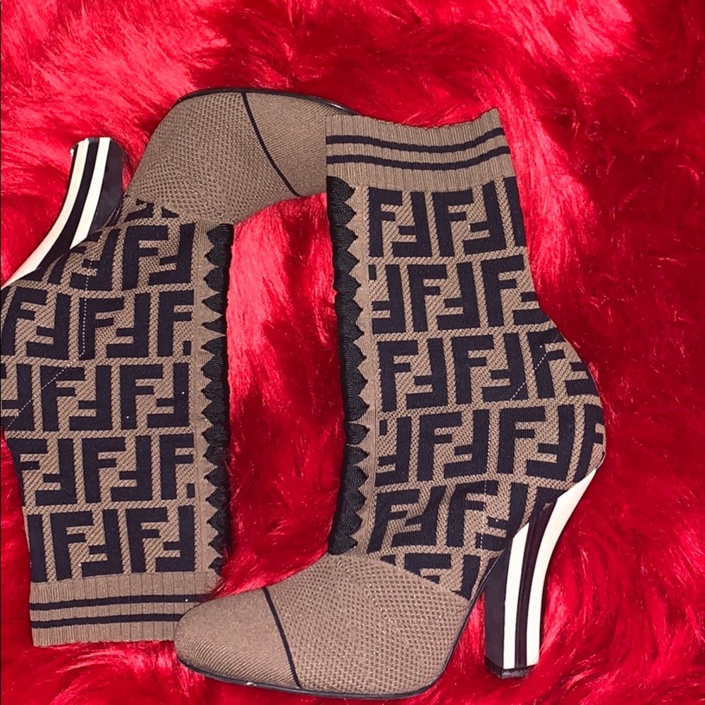 COPY - Fendi Boots on sale now/free gifts